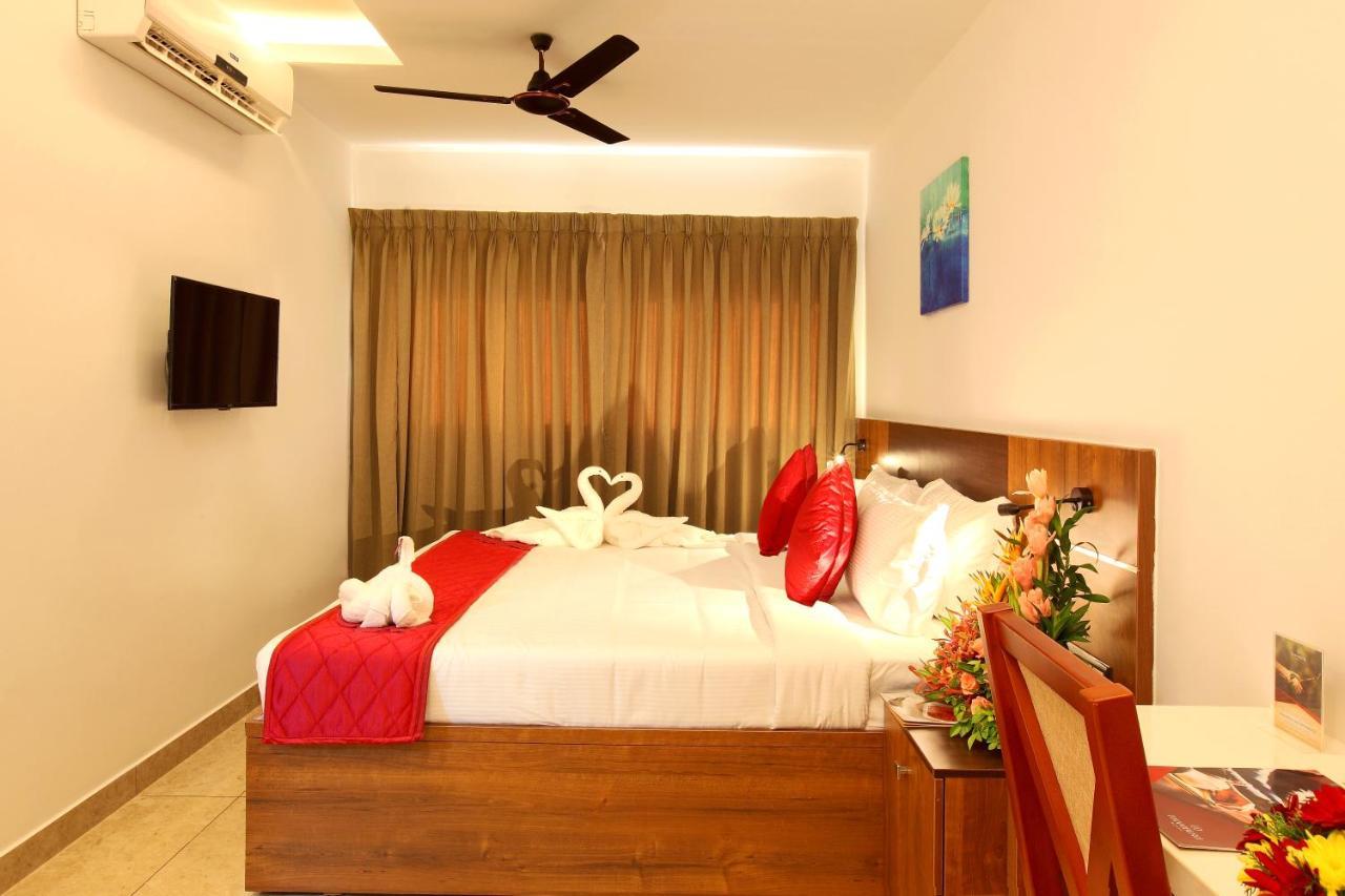 Hotel Thamburu International Thiruvananthapuram Eksteriør bilde